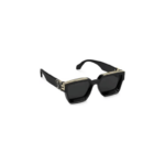 Louis Vuitton - $890