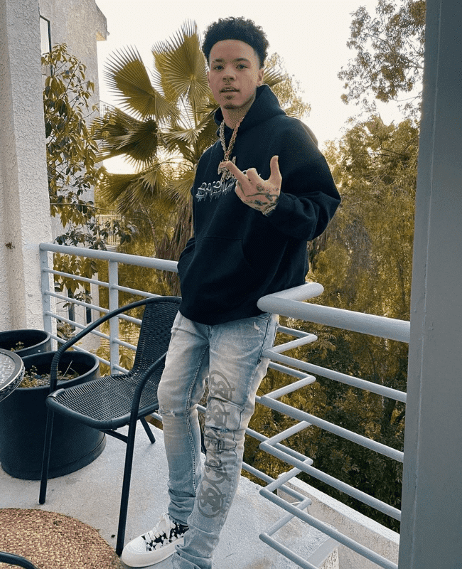 Lil Mosey Outfits