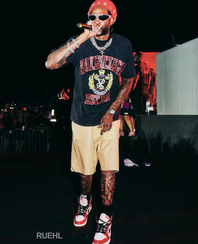 2 Chainz Outfits