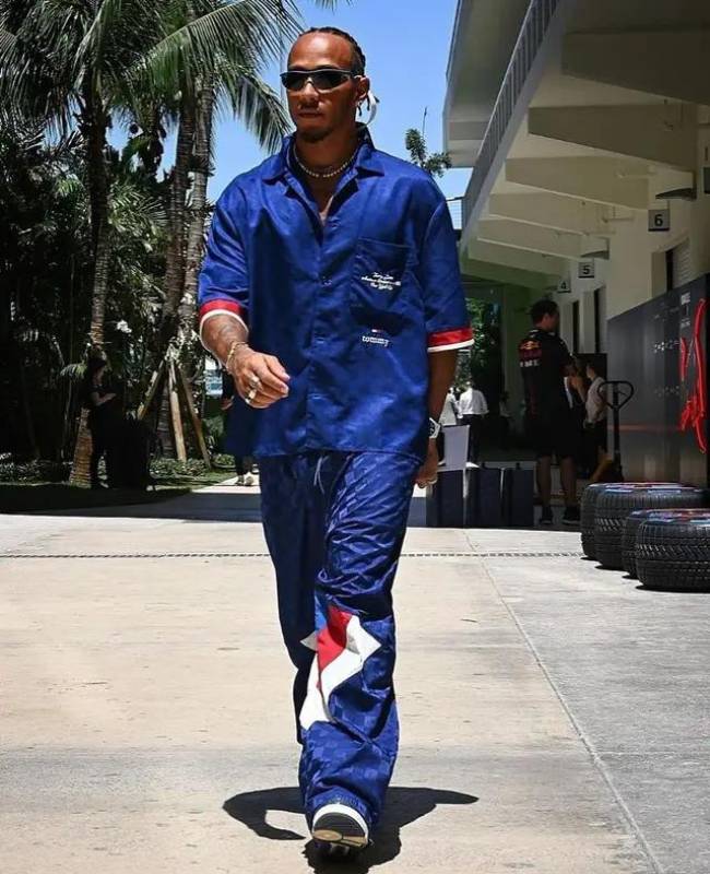 Lewis Hamilton Outfits